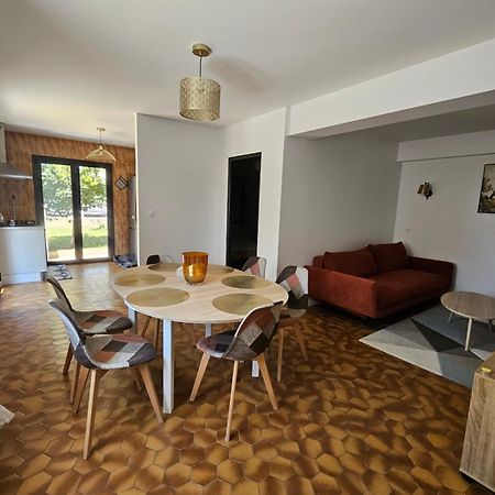Appartement F3 Meuble Et Equipe Saint-Cyprien  Εξωτερικό φωτογραφία