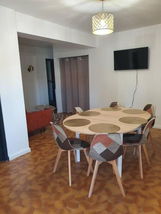 Appartement F3 Meuble Et Equipe Saint-Cyprien  Εξωτερικό φωτογραφία
